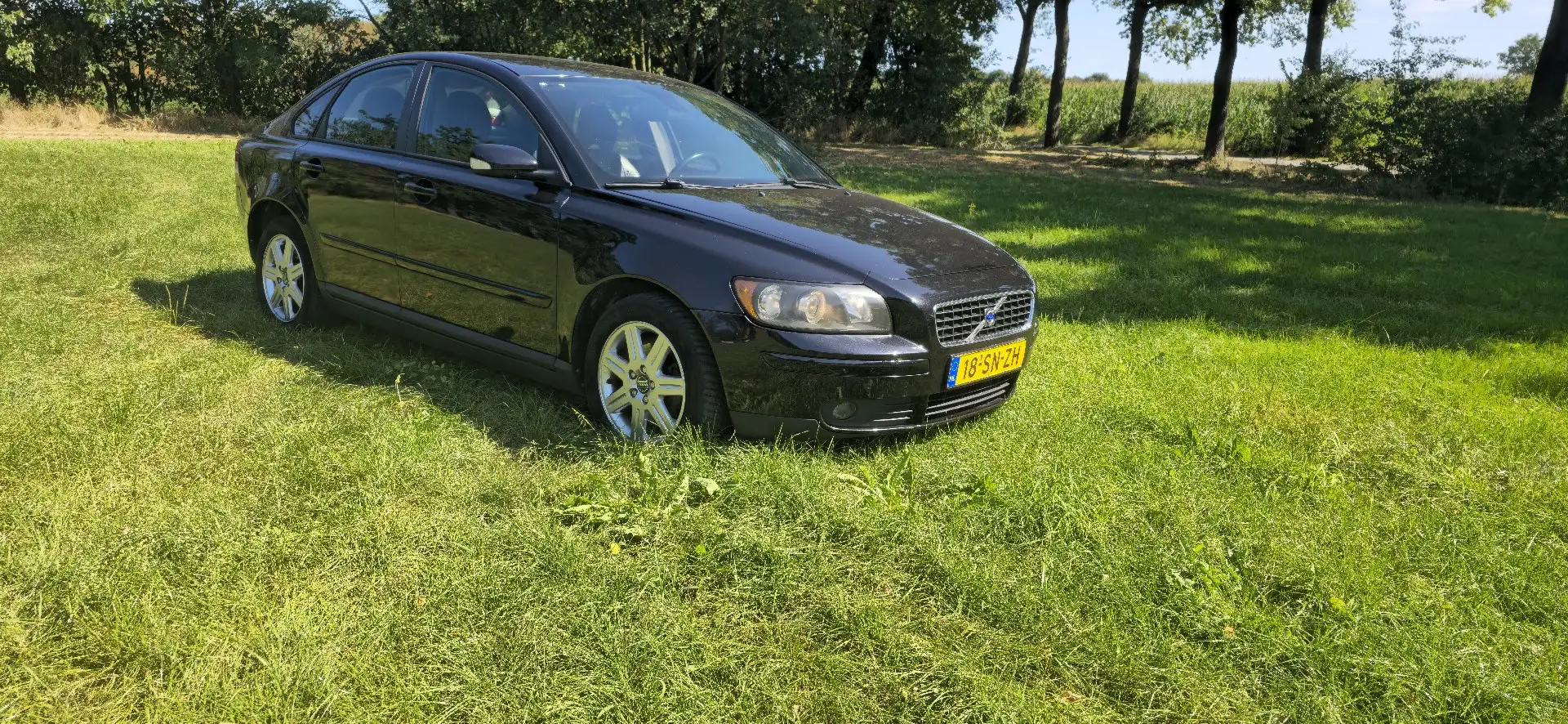 Volvo S40 1.8 Zwart - 1
