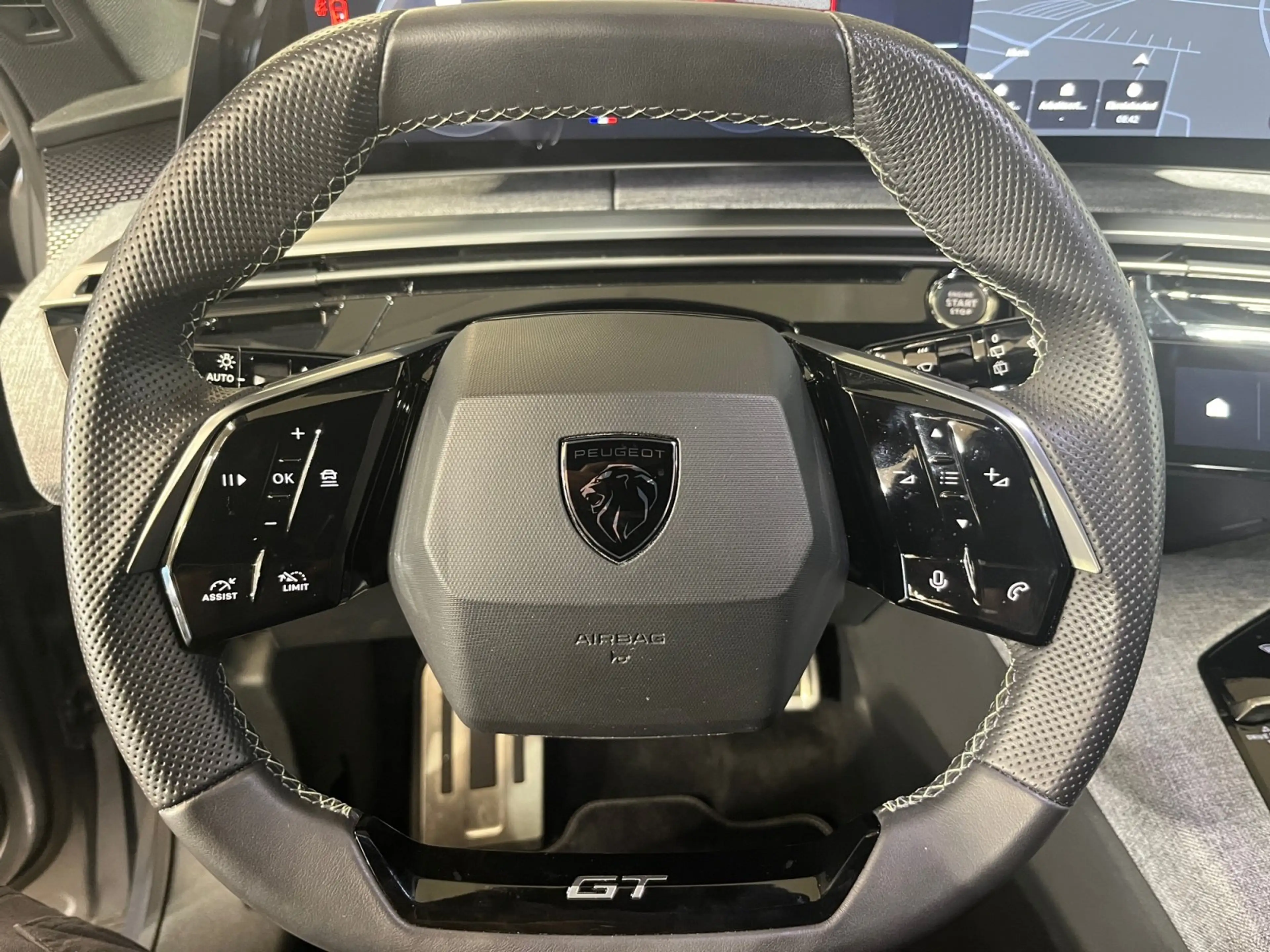 Peugeot 5008 1.2 136 W GT ACC LED Navi SHZ 2xKlima Kam. — photo 9
