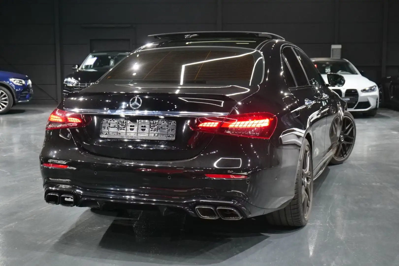 Mercedes-Benz E 63 AMG E 63 S AMG*612PS*Carbon*Kamera*Night*Pano*MWST* Schwarz - 2