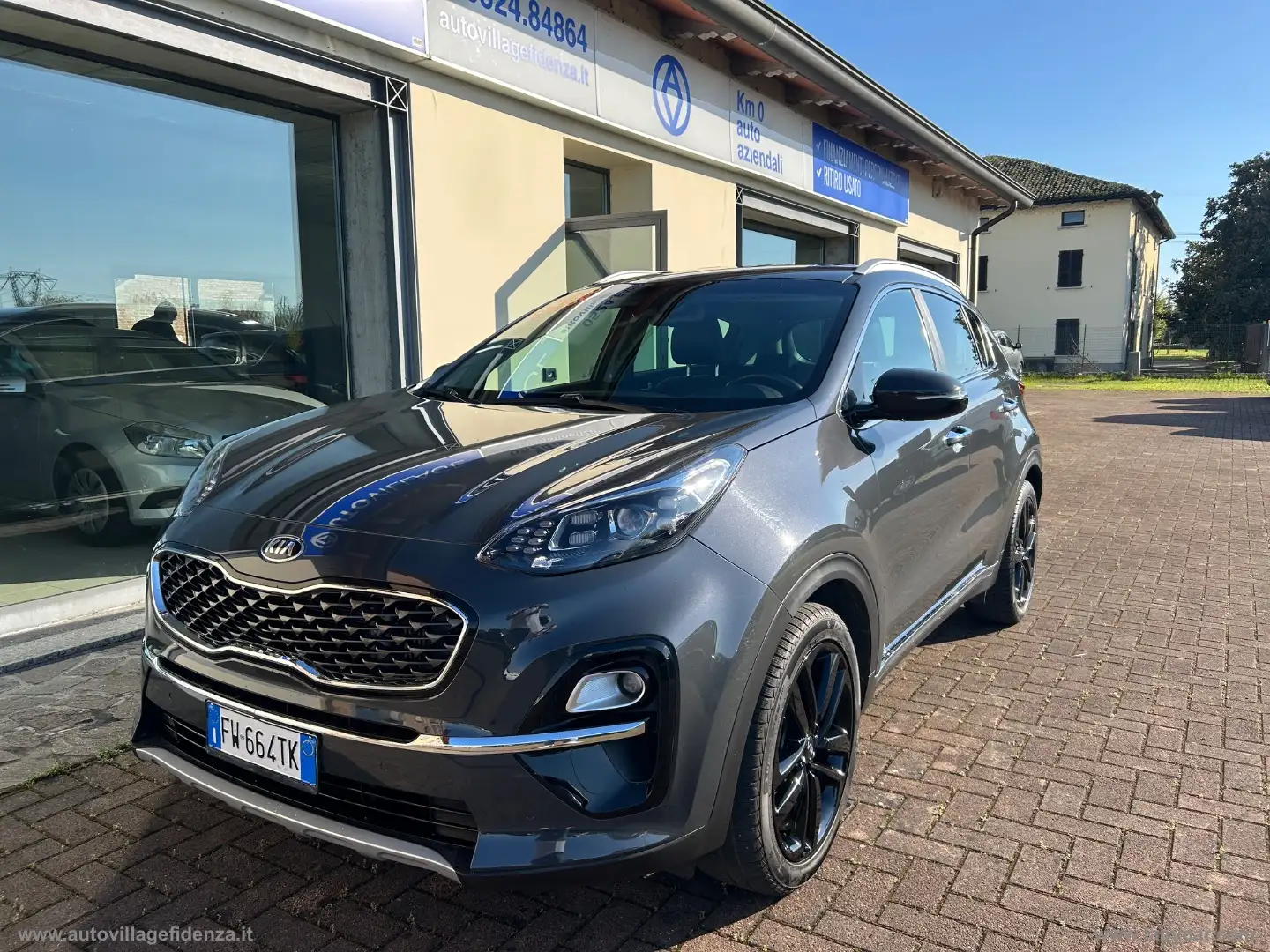 Kia Sportage 1.6 CRDI 115 2WD M.Hyb. Energy Сірий - 1