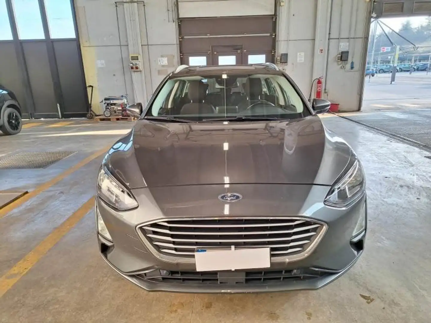 Ford Focus Focus 1.5 EcoBlue 120 CV SW Business AUTOCARRO 24 Gris - 2