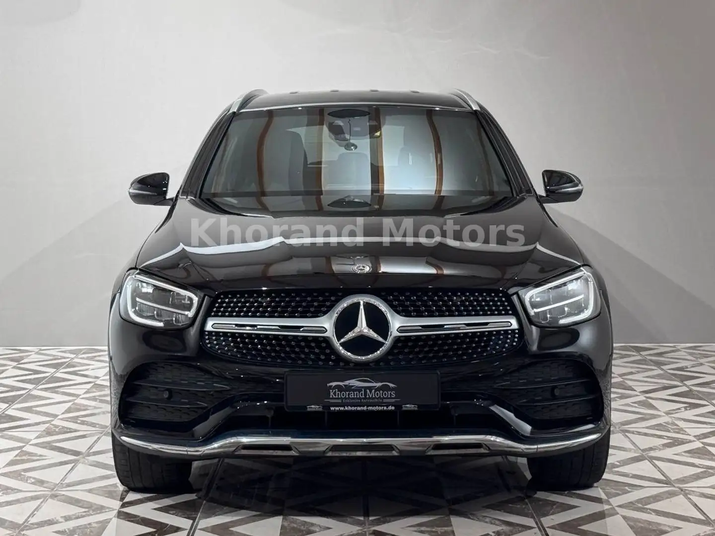 Mercedes-Benz GLC 220 d 4Matic AMG Line Schwarz - 2