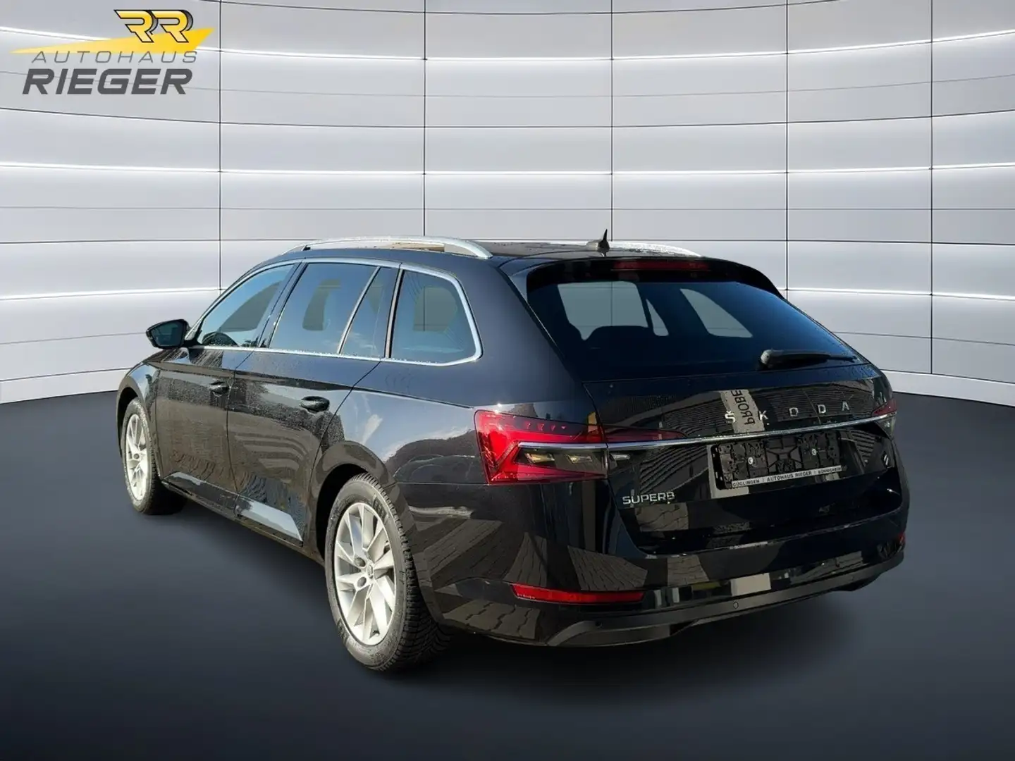 Skoda Superb Combi (3V5) Style Negro - 2