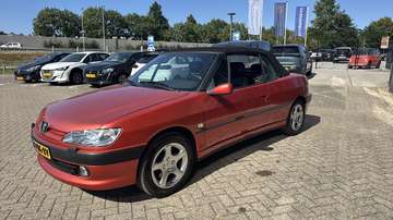 Cabriolet 1.8 Premium