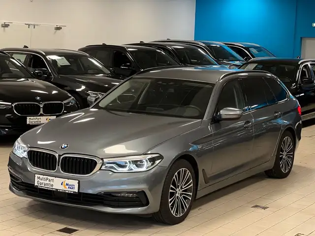 Bmw 520 d xDrive Sport Line LC+/ParkAssist/DA+/Hi Fi