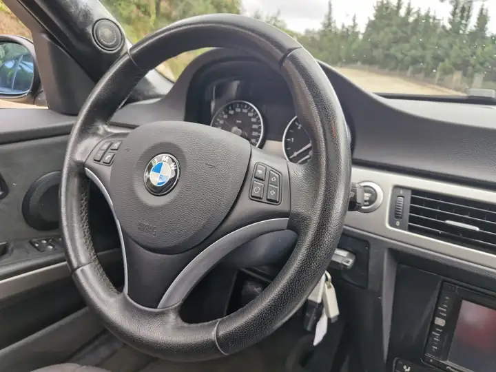 BMW Serie 3 2007, foto 13