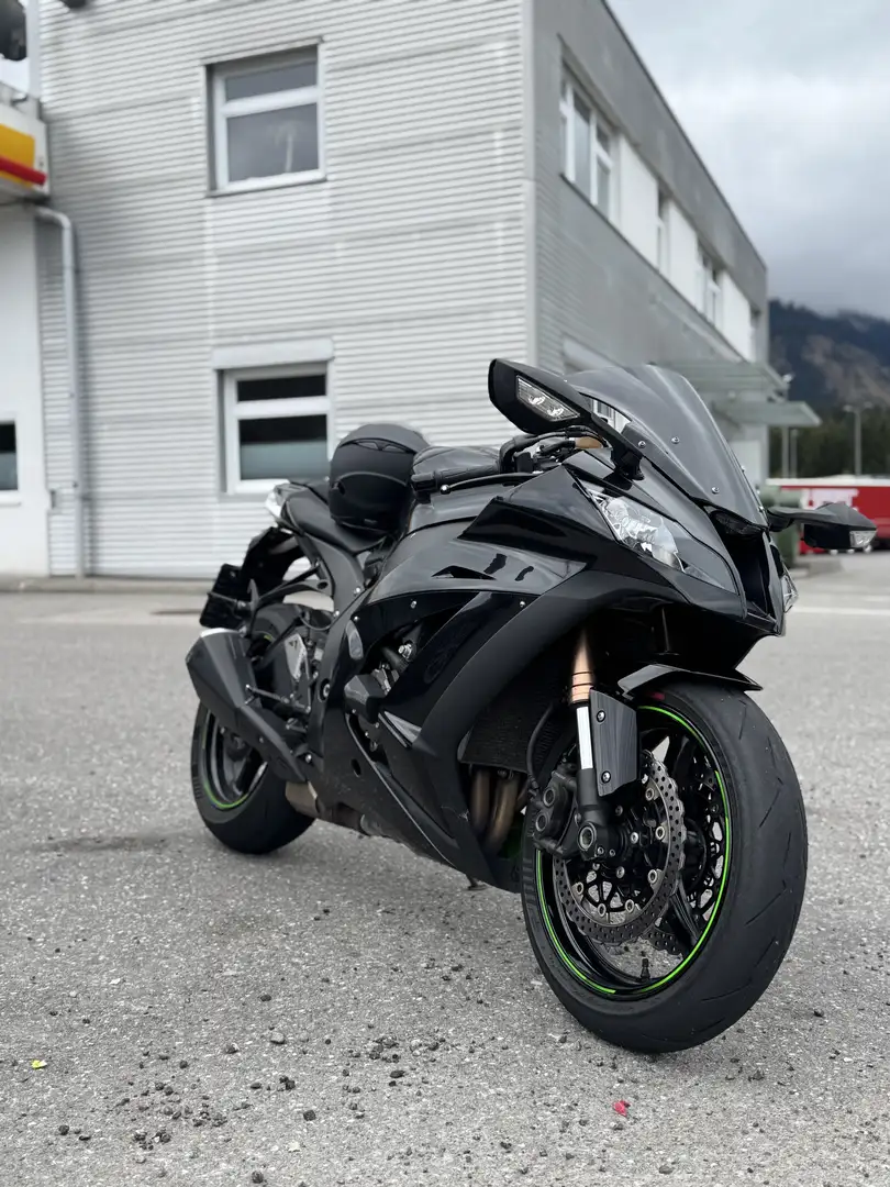 Kawasaki Ninja ZX-10R - 2