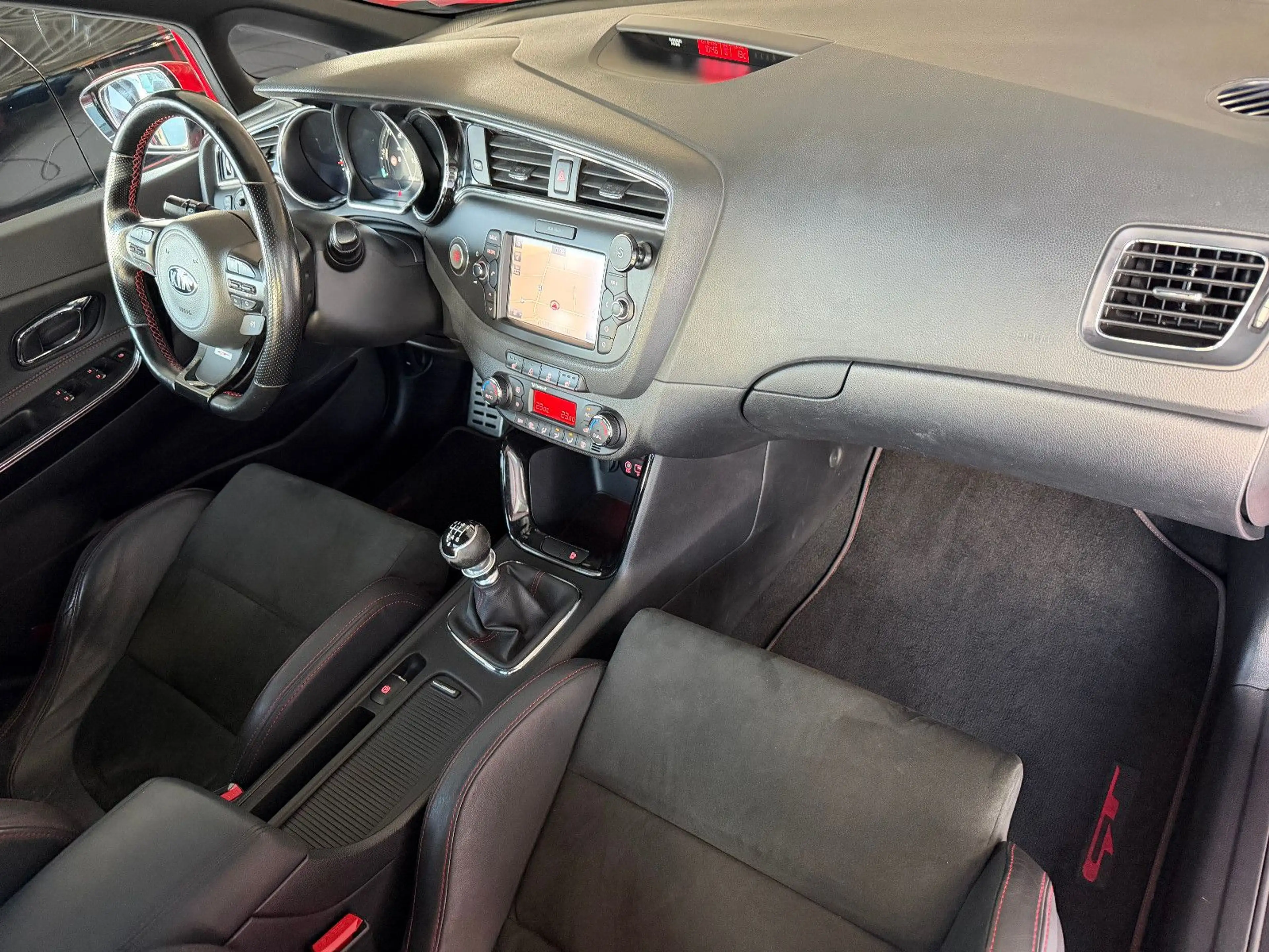 Kia Ceed / cee'd GT TRACK/PANO/LED/GARANTIE/KAMERA/ — photo 15