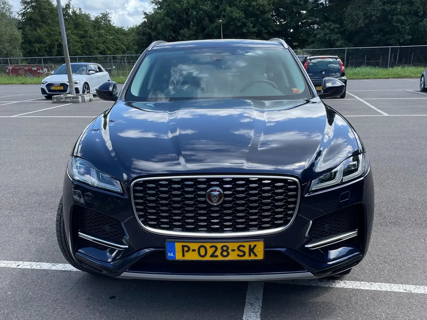 Jaguar F-Pace F-Pace 2.0 P400e PHEV Ltd S Blauw - 1