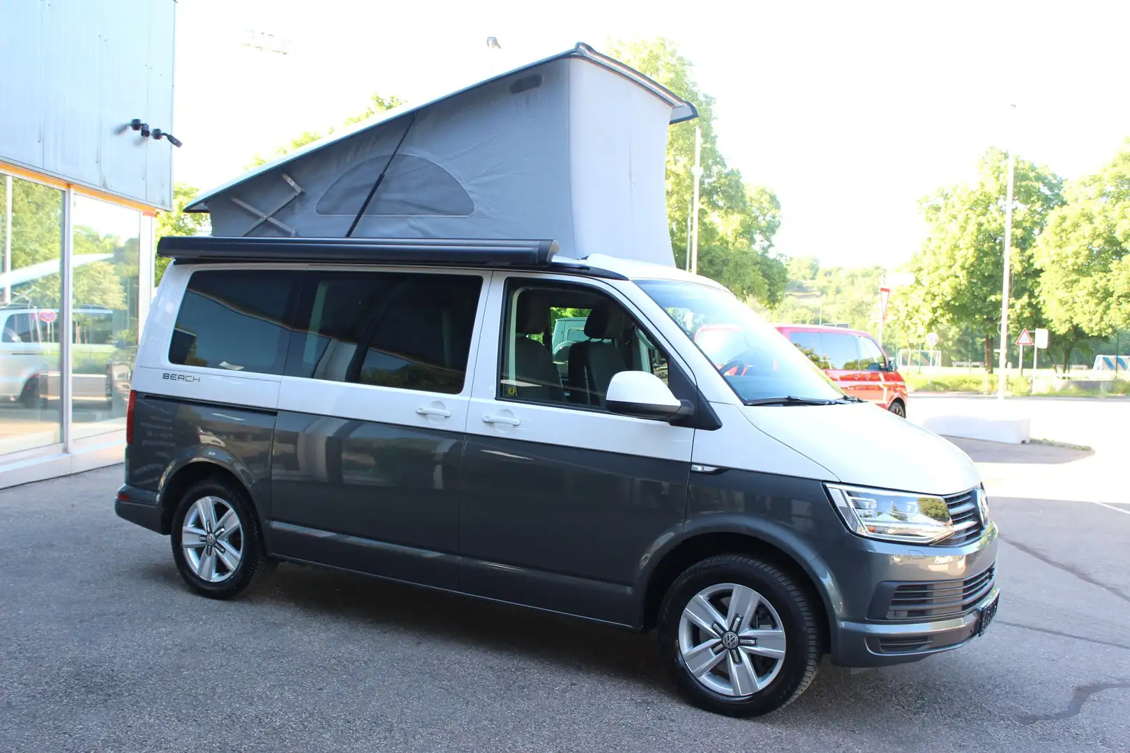 Volkswagen T6 California T6 California Beach Aufstelldach 150PS *Bi-COLOR Grijs - 2