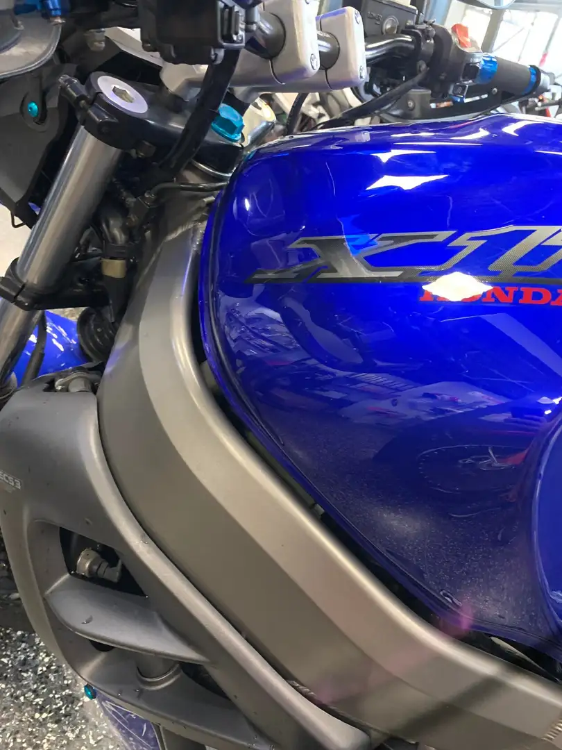 Honda X 11 69500 KM 2 PROPRIETARI Blau - 2