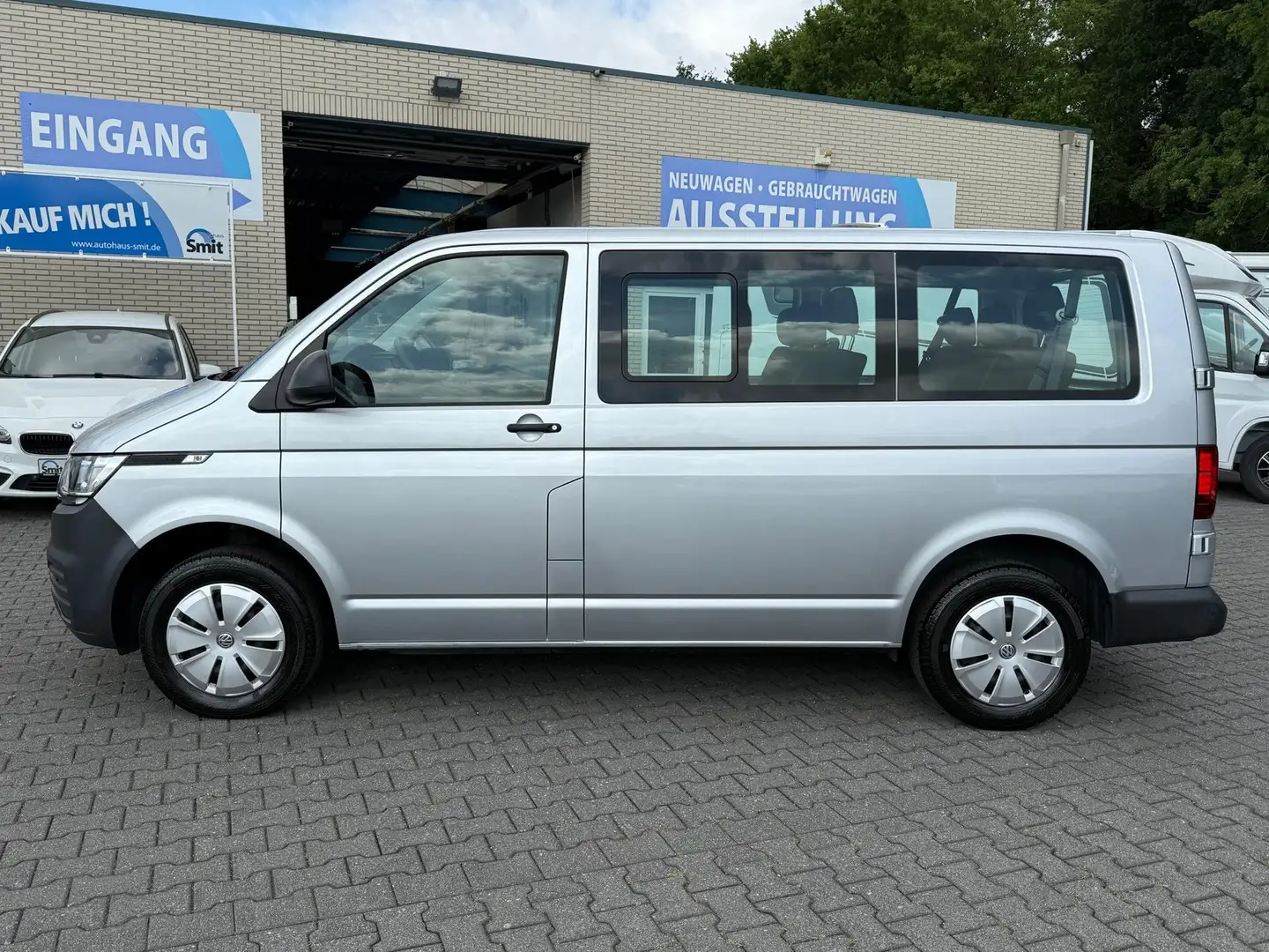 Volkswagen T6.1 Kombi T6.1 Transporter Kombi 9-Sitze/ APP/ DAB/ PDC Argent - 2