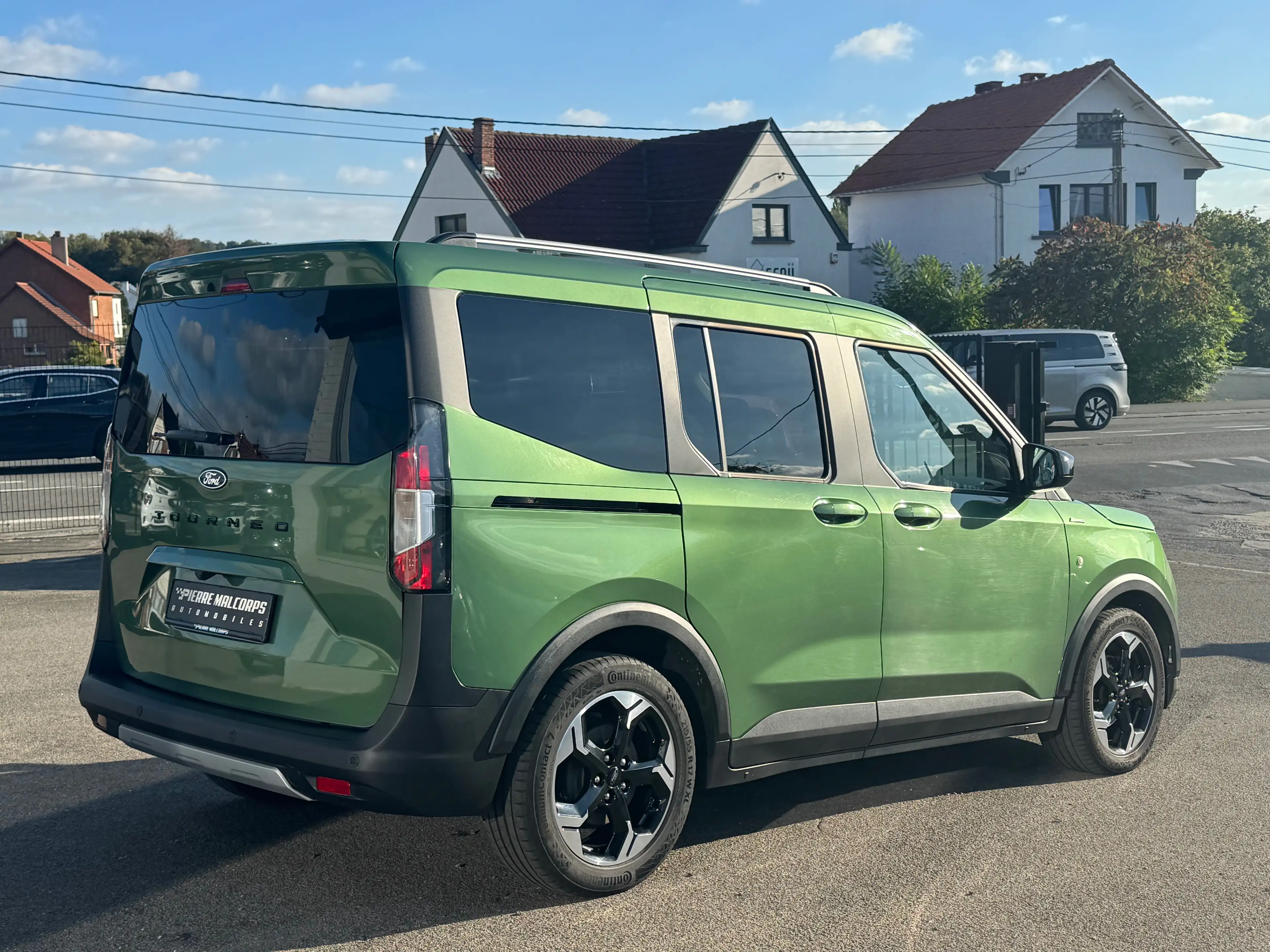 Ford Tourneo Courier 1.0 EcoBoost Active AUTO / NAV / CARPLAY / AIRCO / CAMERA / GARANTIE — photo 3
