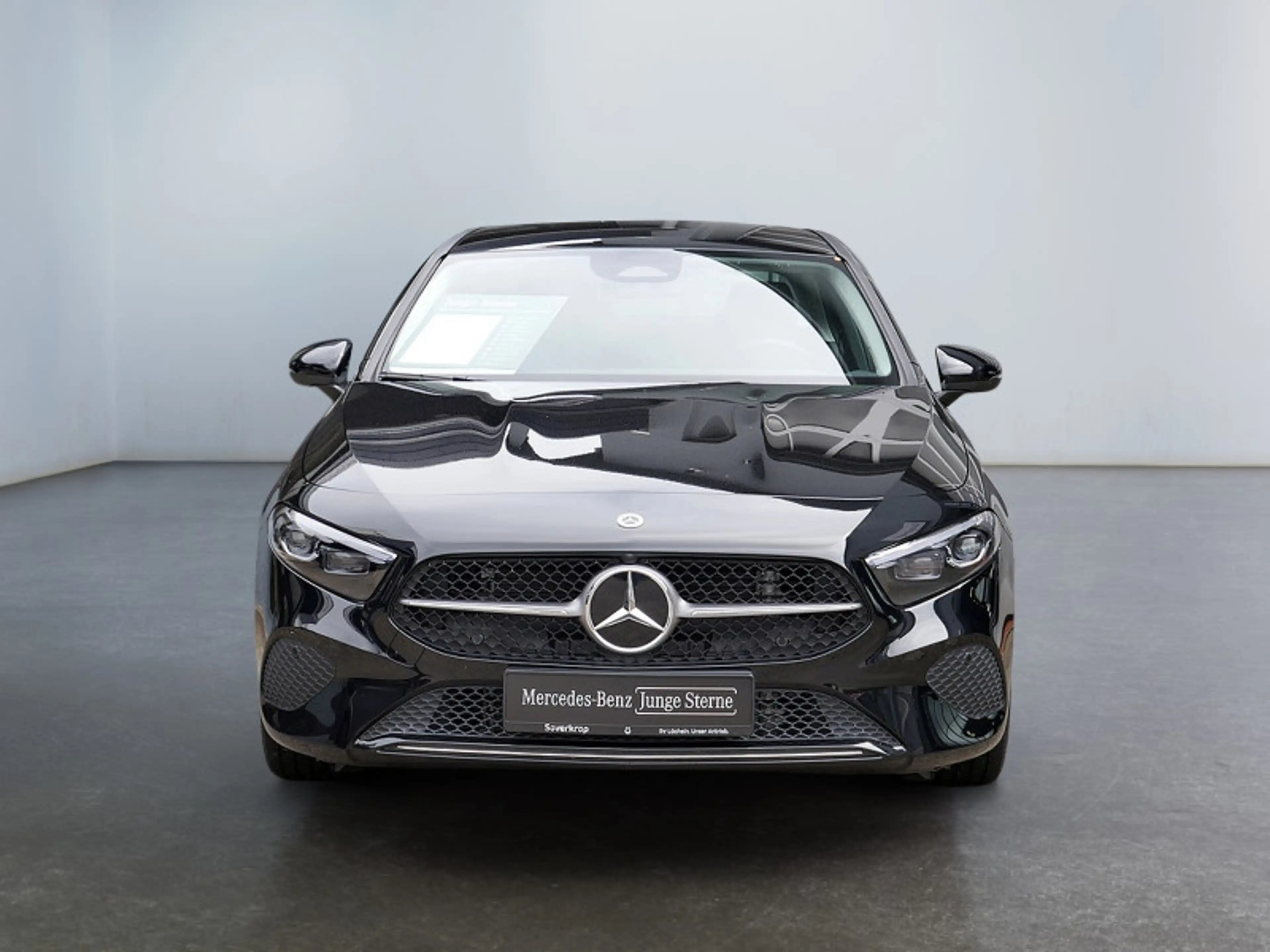 Mercedes-Benz A 220 4M // PROGRESSIVE MULTI DISTR KAMERA SPUR — photo 4