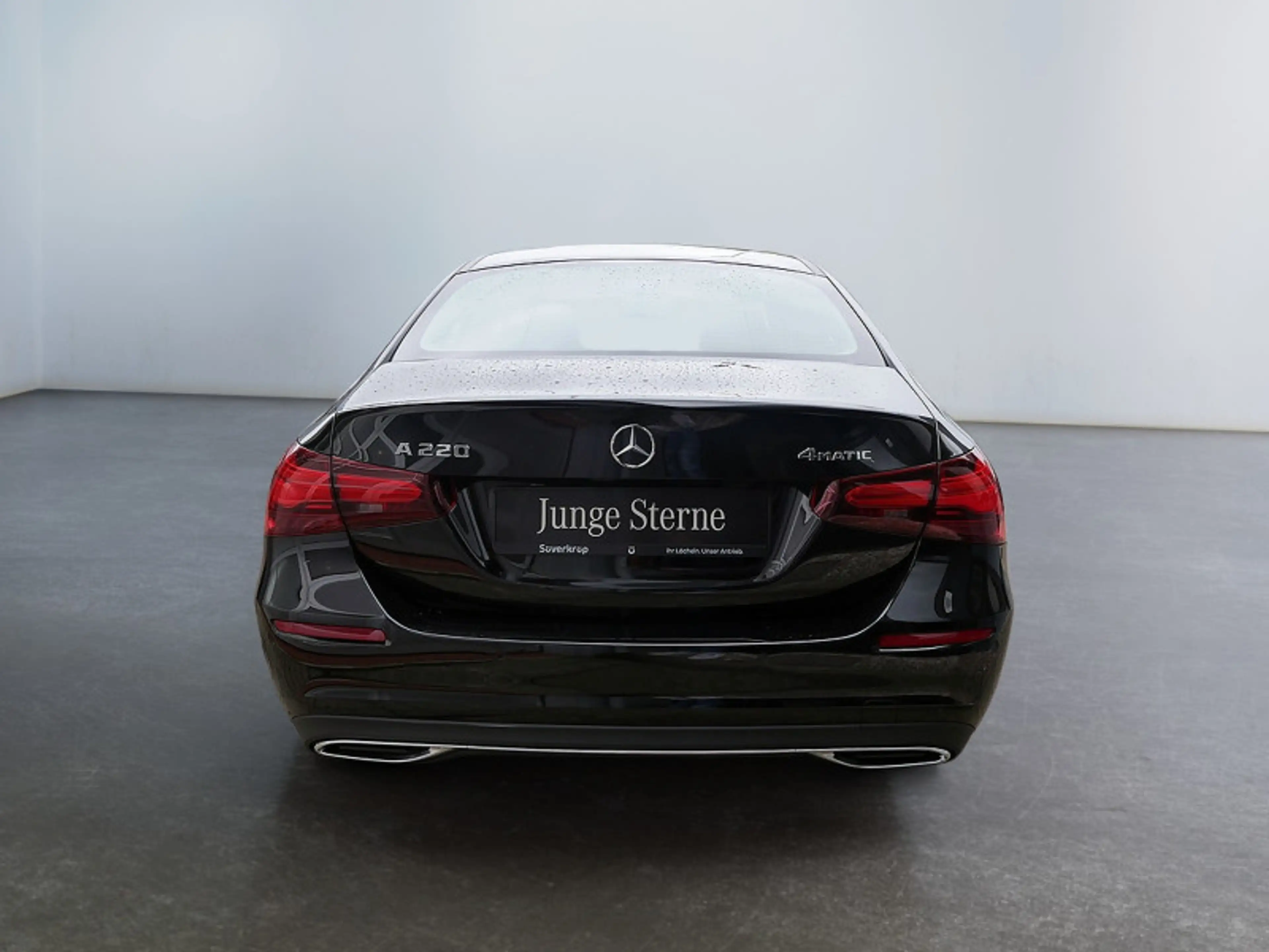 Mercedes-Benz A 220 4M // PROGRESSIVE MULTI DISTR KAMERA SPUR — photo 6