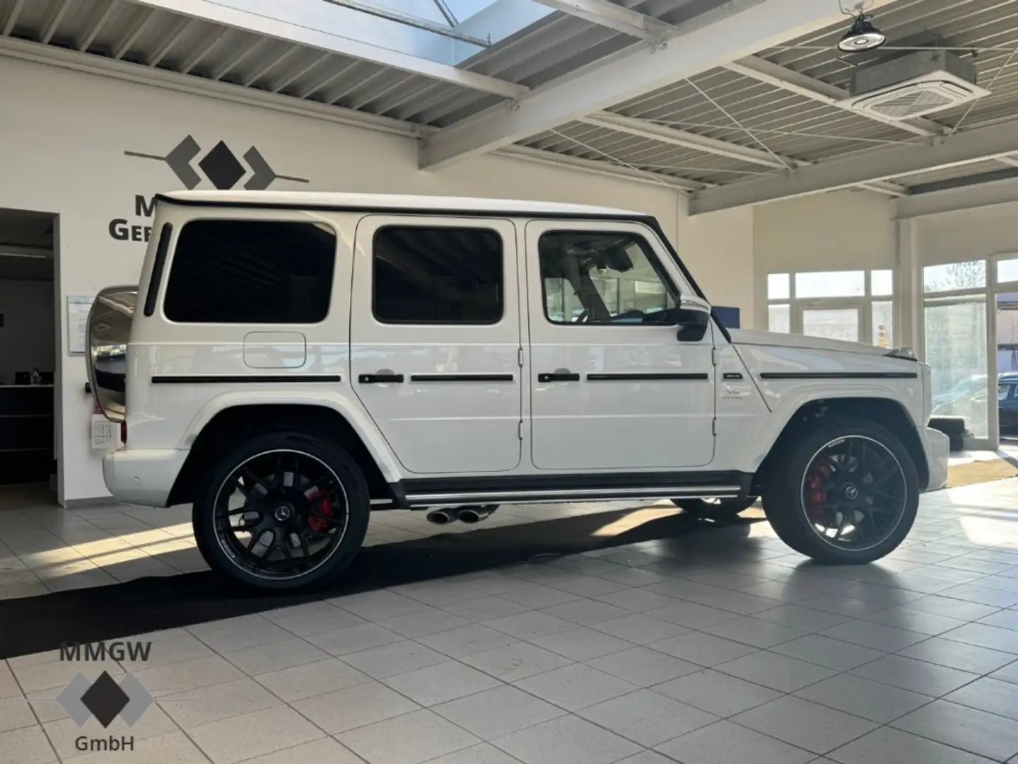 Mercedes-Benz G 63 AMG Edition 1''EU6d-T MULTIBEAM/SHD/AHK/BiColor Weiß - 2