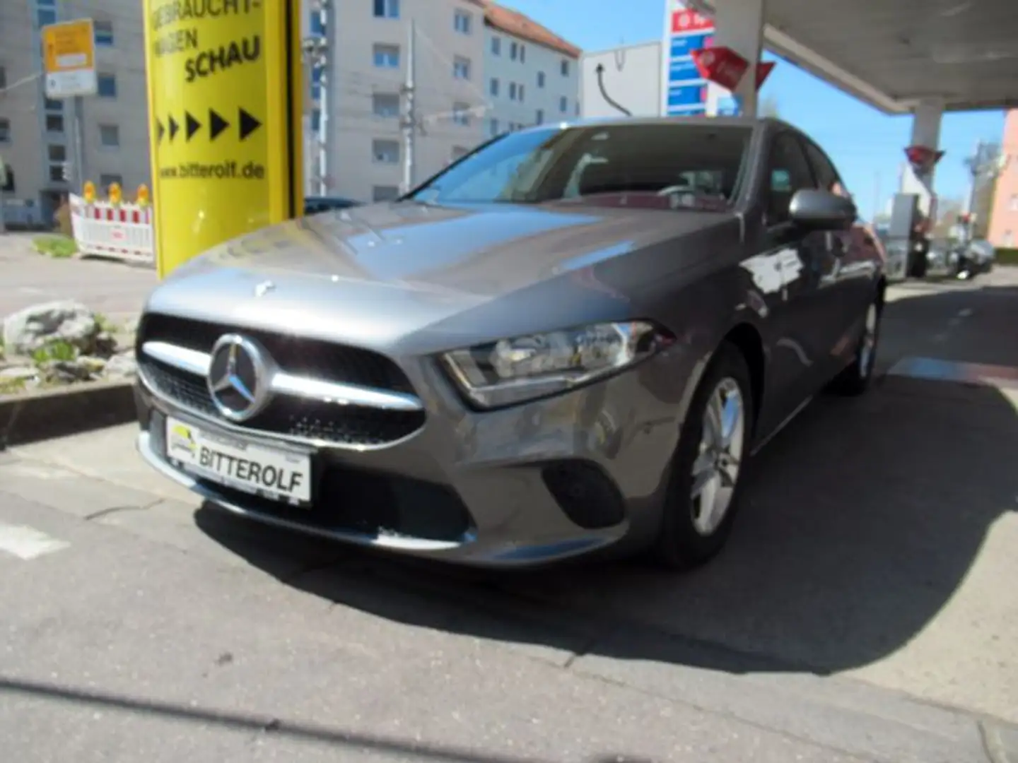 Mercedes-Benz A 180 d 7G-DCT Style Navi/SHZ/RFK/Tempo Grau - 2