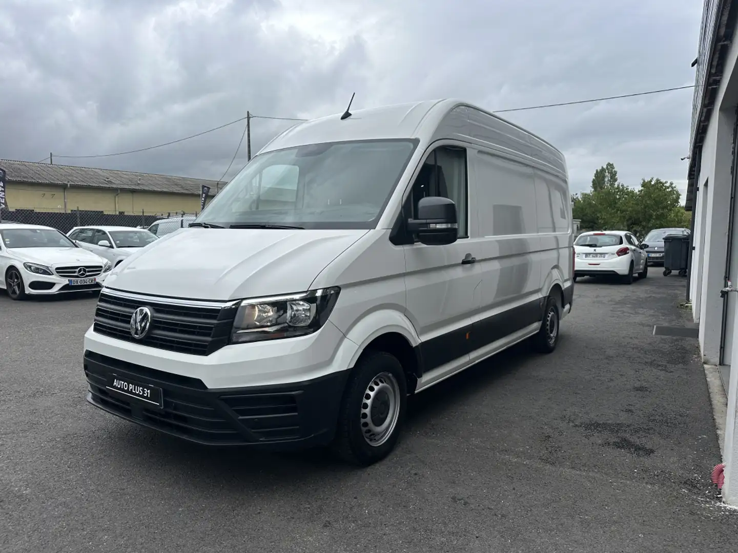 Volkswagen Crafter PROCAB 35 L3H3 2.0 TDI 140 CH - 1