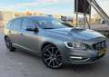Volvo V60 2.4 D6 Twin Engine R-Design DEALERO-H/PANO/ADAPTIV Gris - thumbnail 10