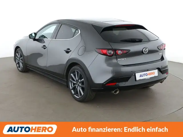 Mazda Mazda3 view 4
