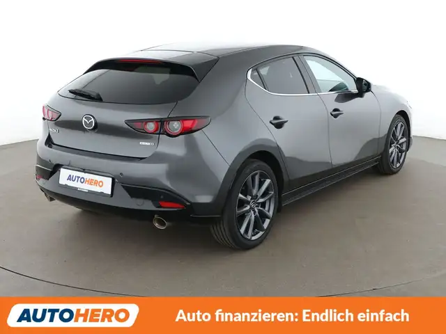 Mazda Mazda3 view 6
