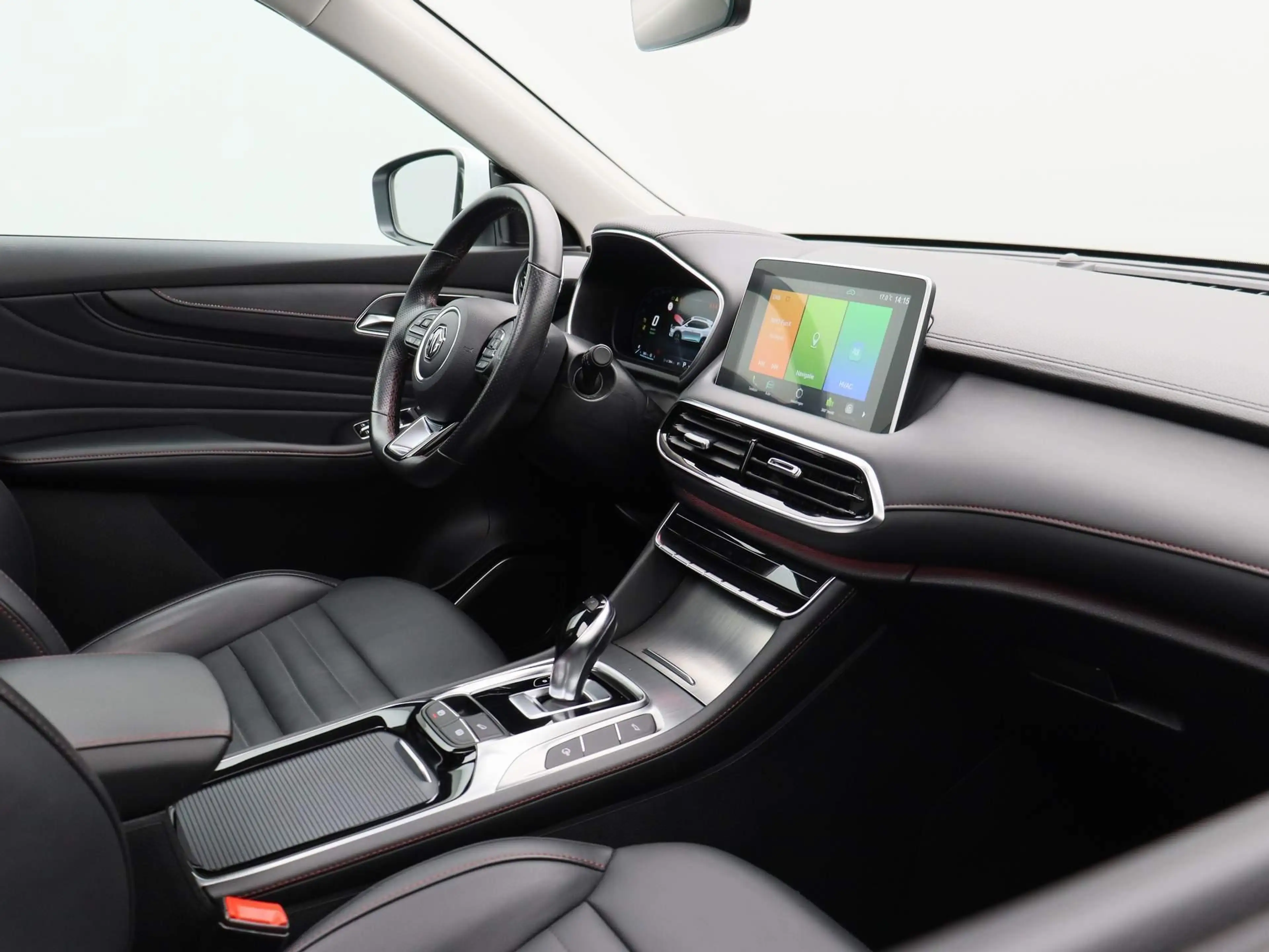 MG EHS 1.5 TGDI PHEV Aut. Luxury | Panoramadak | Navi | L — photo 8