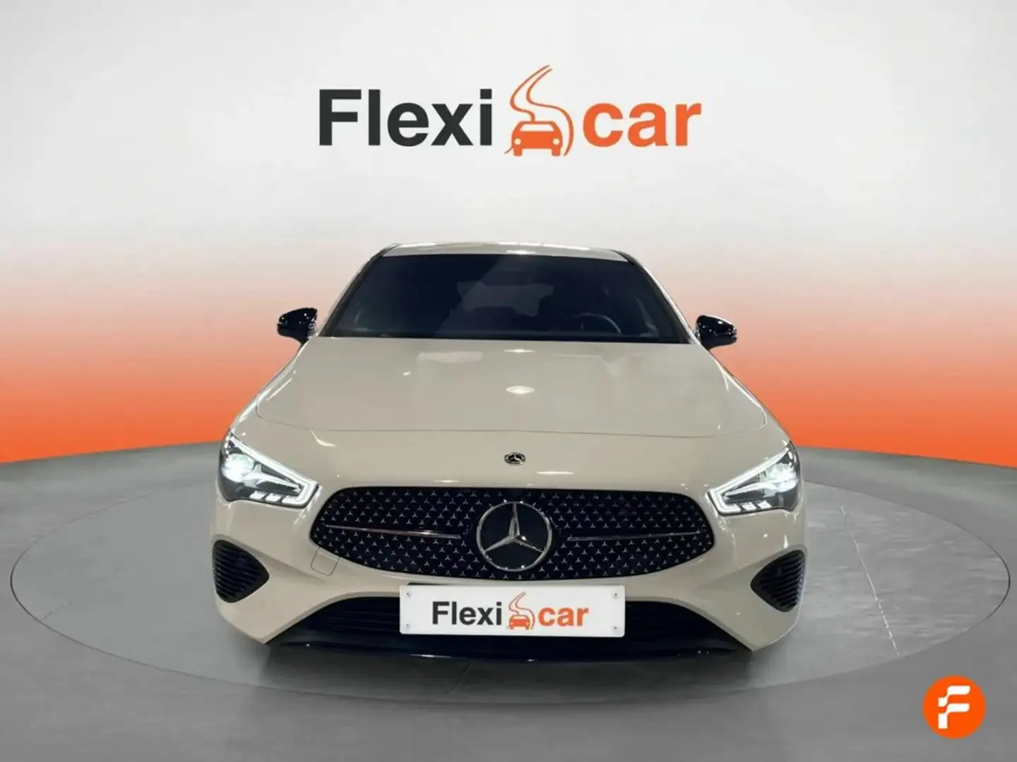 Mercedes-Benz CLA 200 D DCT Shooting Brake Amarillo - 2