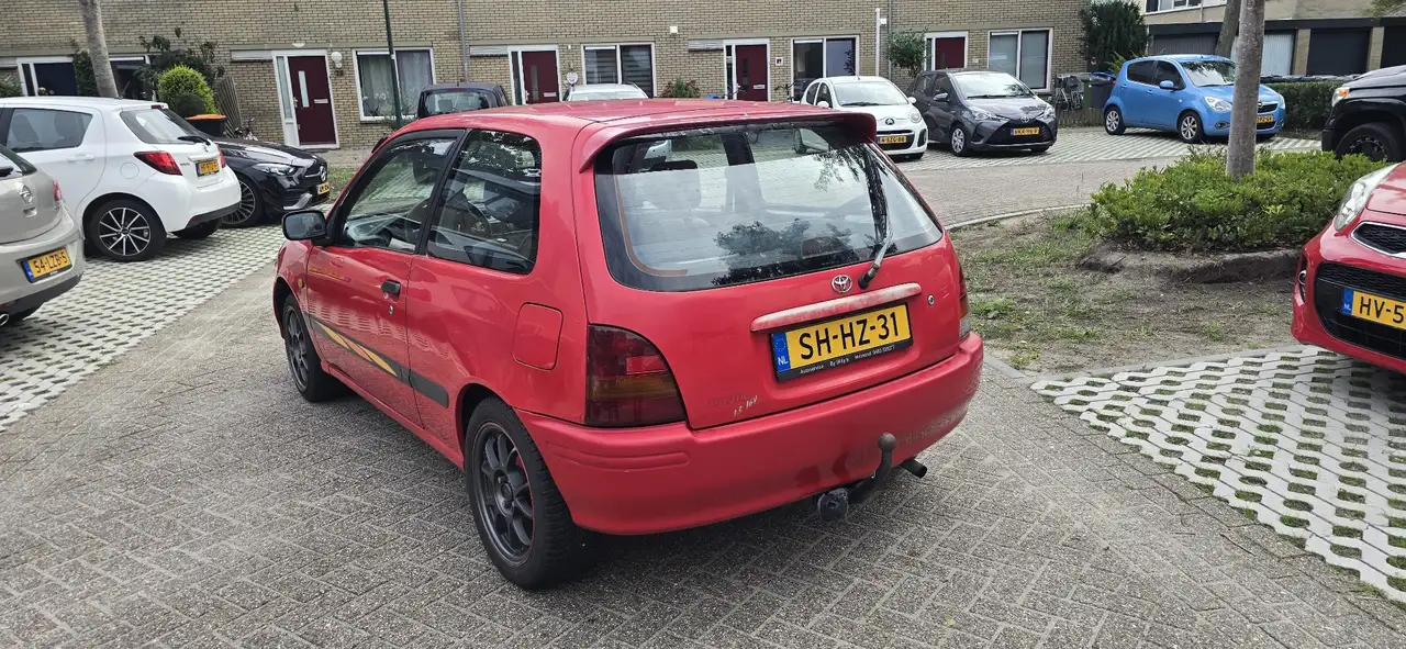Toyota Starlet 1.3-16V, foto 4