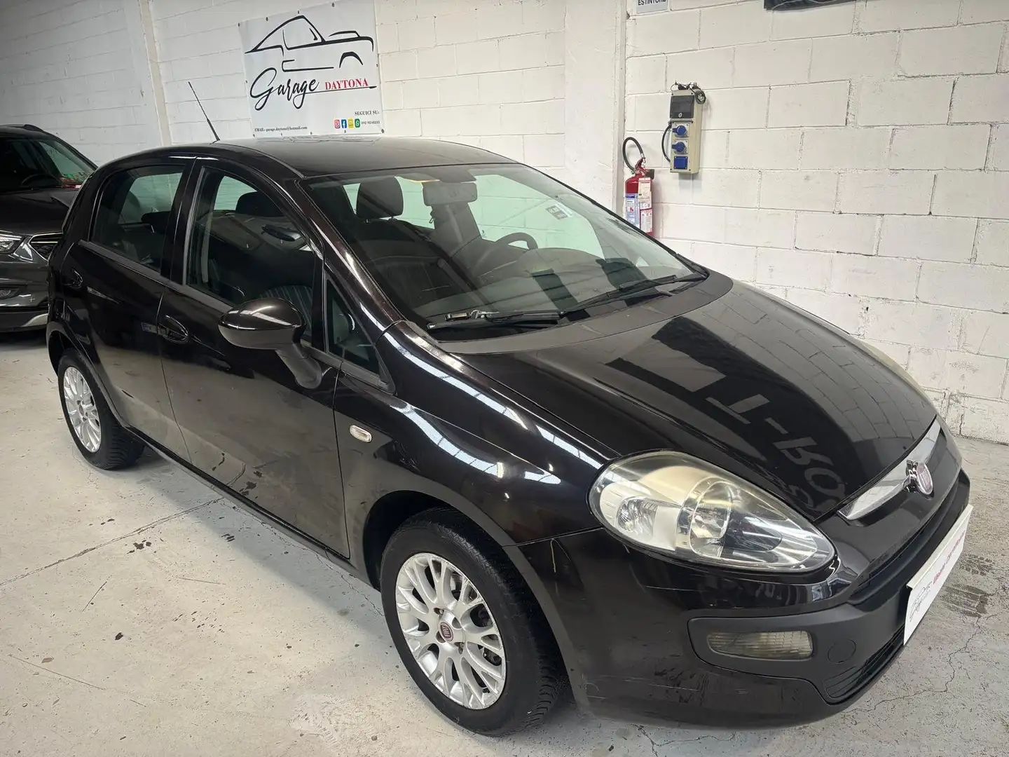 Fiat Punto Evo Punto III 2009 Evo 5p 1.2 Blue Zwart - 1