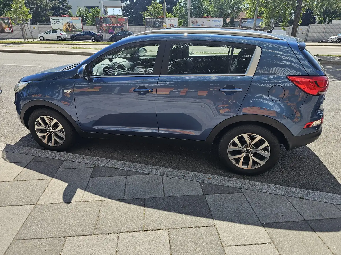 Kia Sportage Silber 1,7 CRDi 2WD - 1
