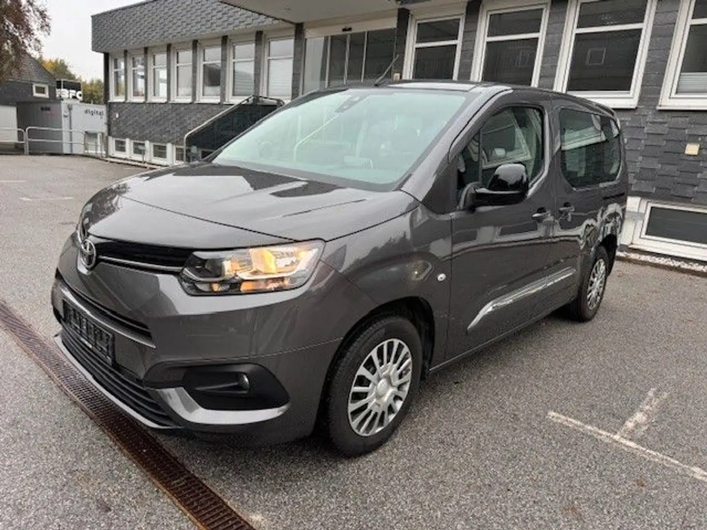 Toyota Proace City Verso KM 013226 Gris - 2