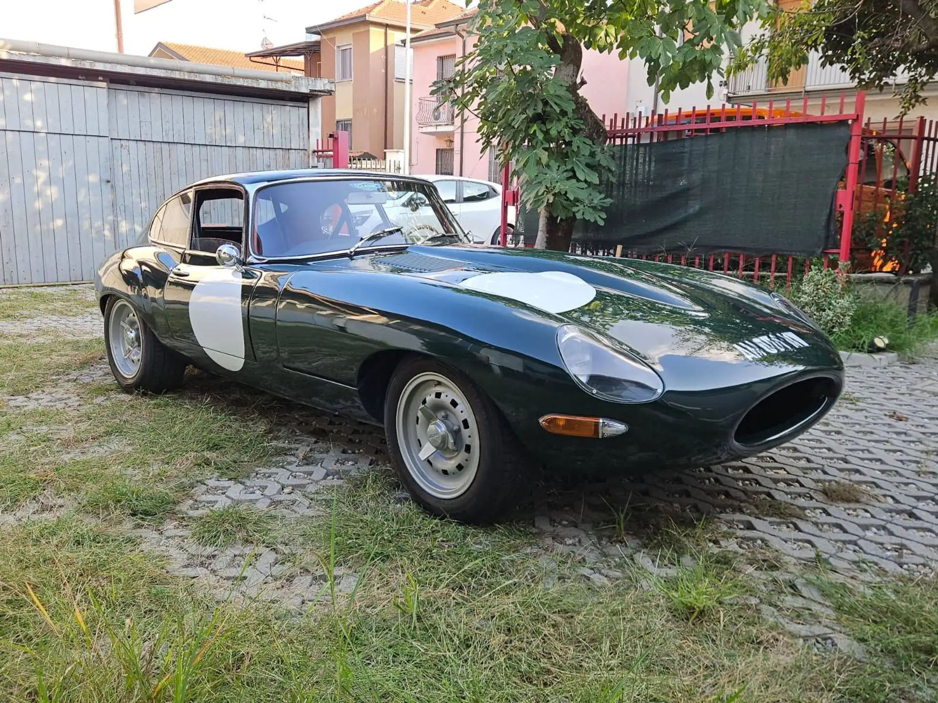 Jaguar E-Type 1961 네이비 사진 6