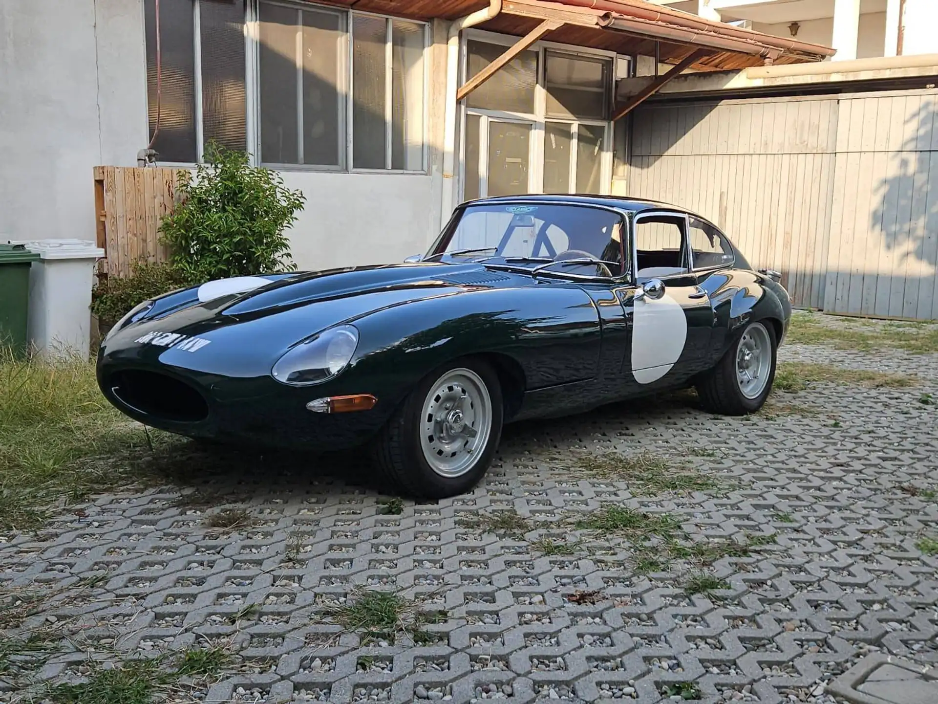 Jaguar E-Type 1961 네이비 사진 8