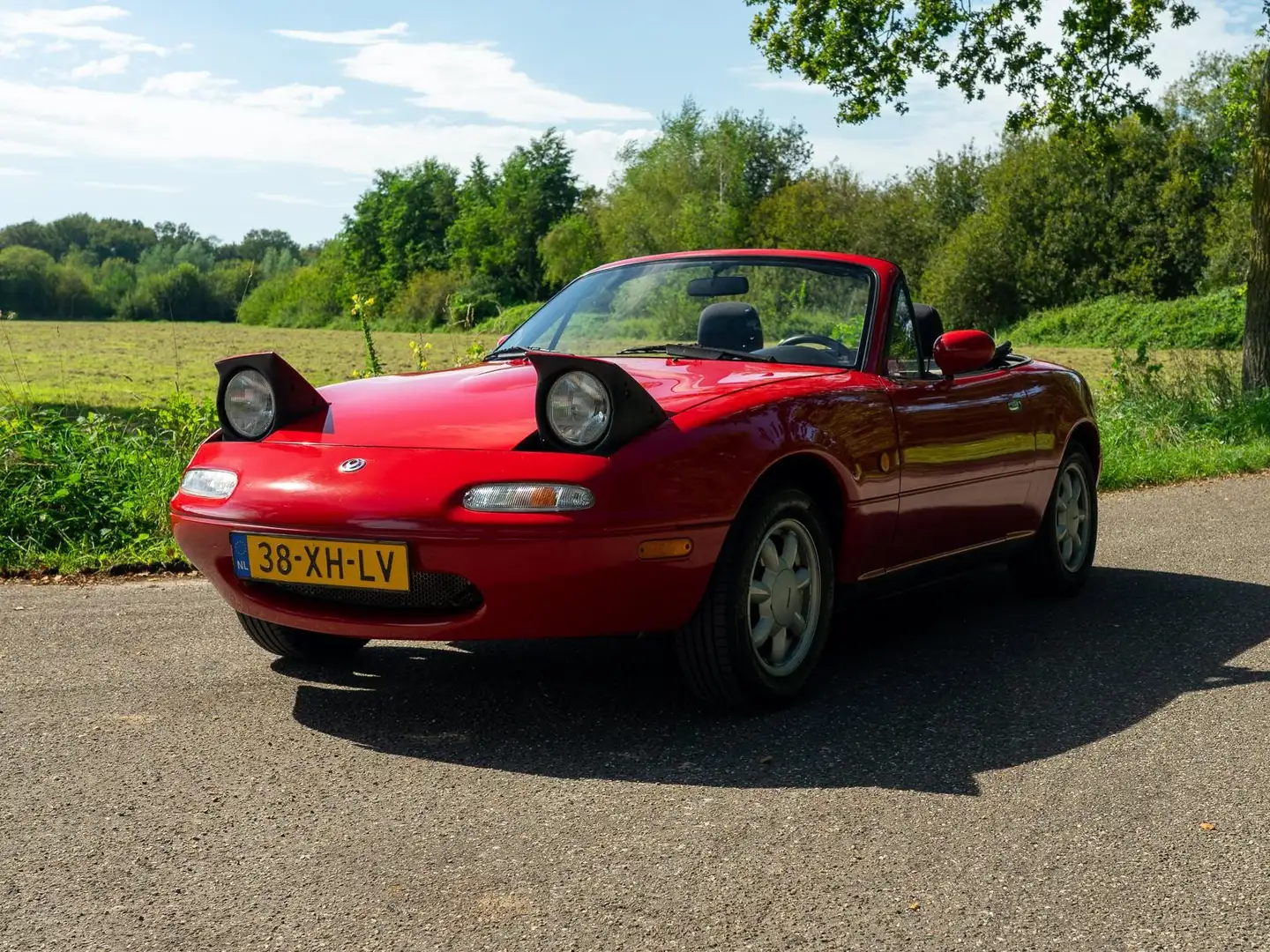 Mazda MX-5 1.6i-16V Rouge - 1