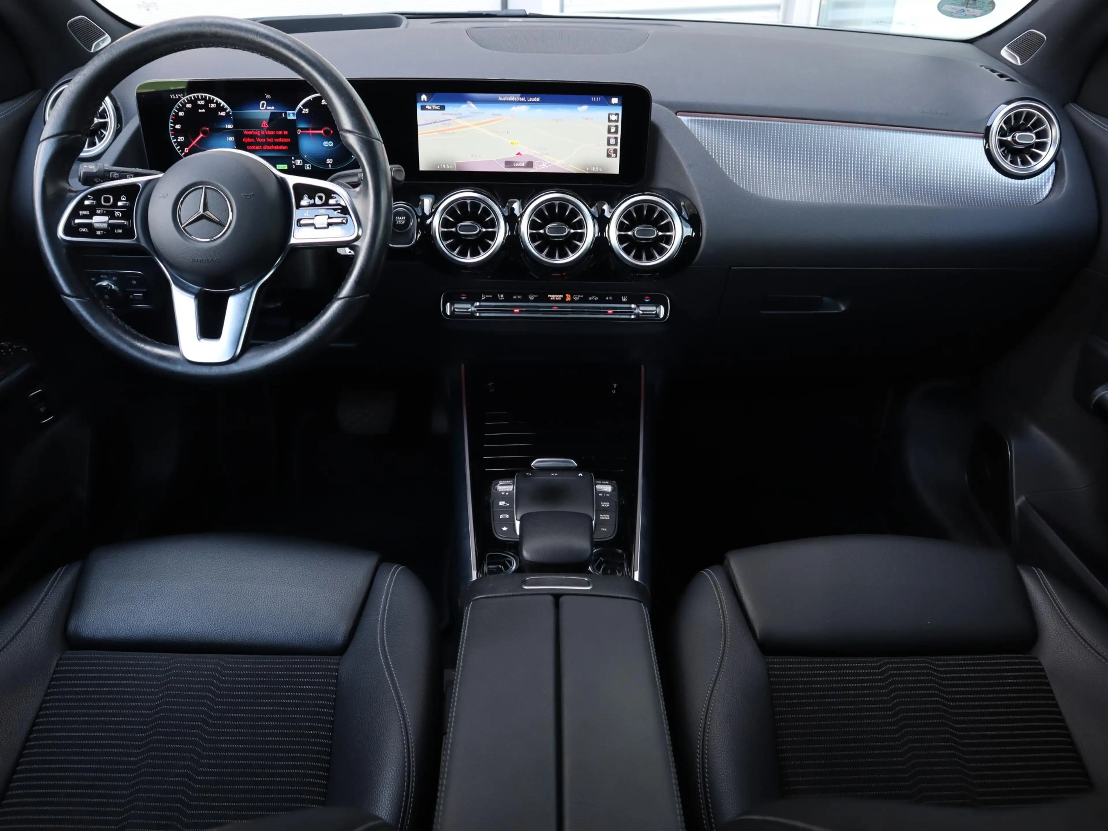 Mercedes-Benz EQA 250 Business Solution Luxury 67 kWh l Stoelverwarming — photo 14