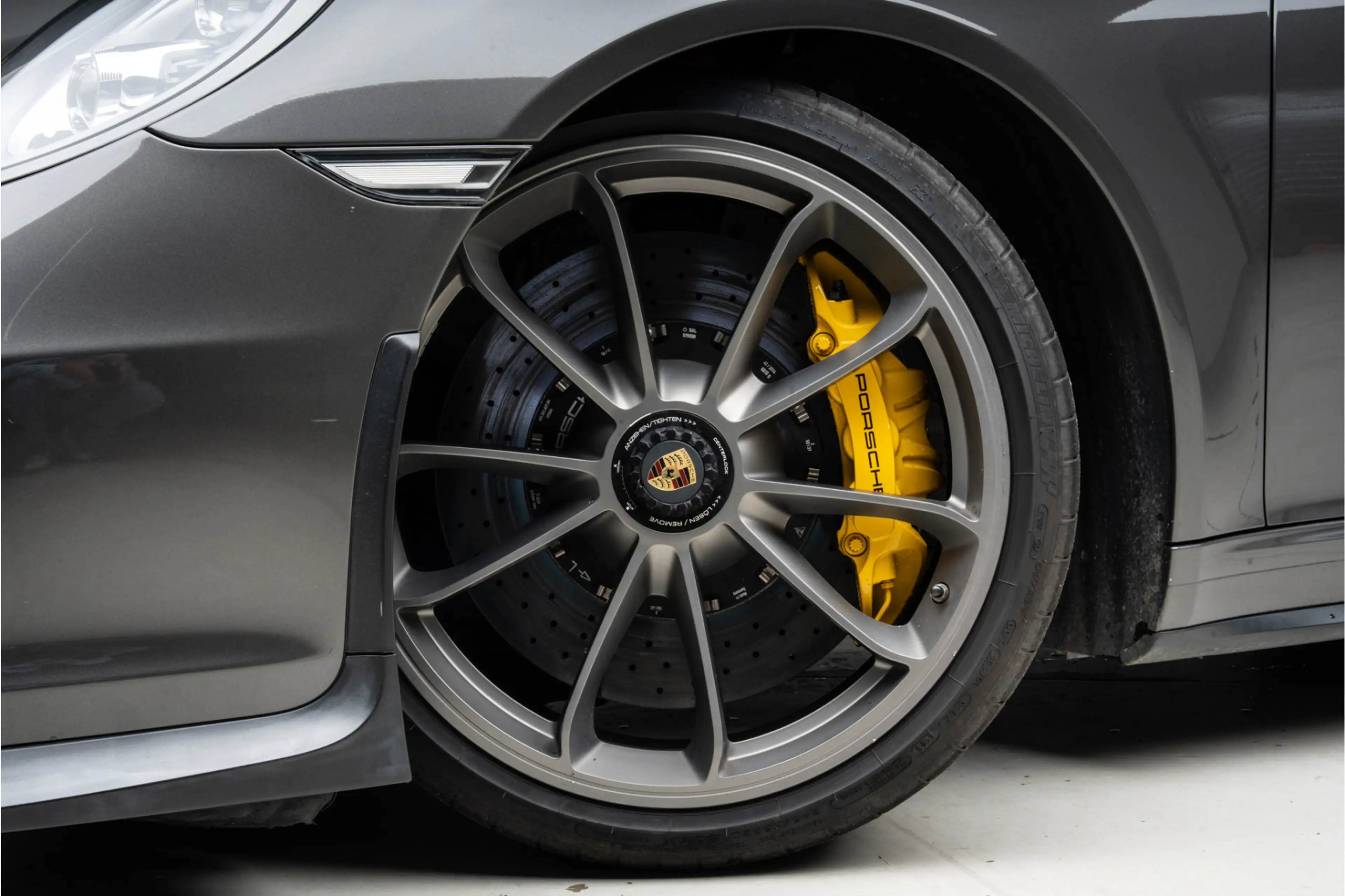 Porsche 991 3.8 GT3 — photo 12