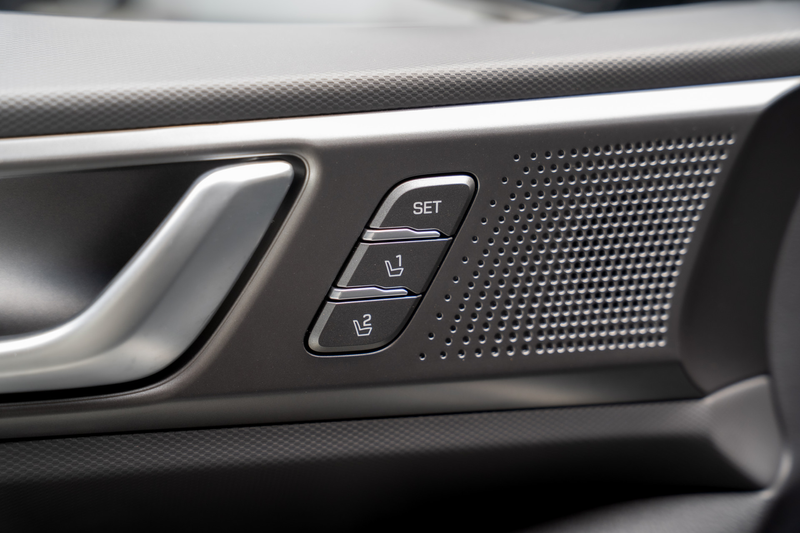 Hyundai IONIQ 1.6 GDi PHEV Navi Leer Camera Infinity Stoelventil — photo 14