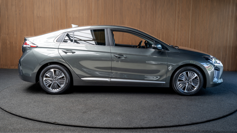 Hyundai IONIQ 1.6 GDi PHEV Navi Leer Camera Infinity Stoelventil — photo 7