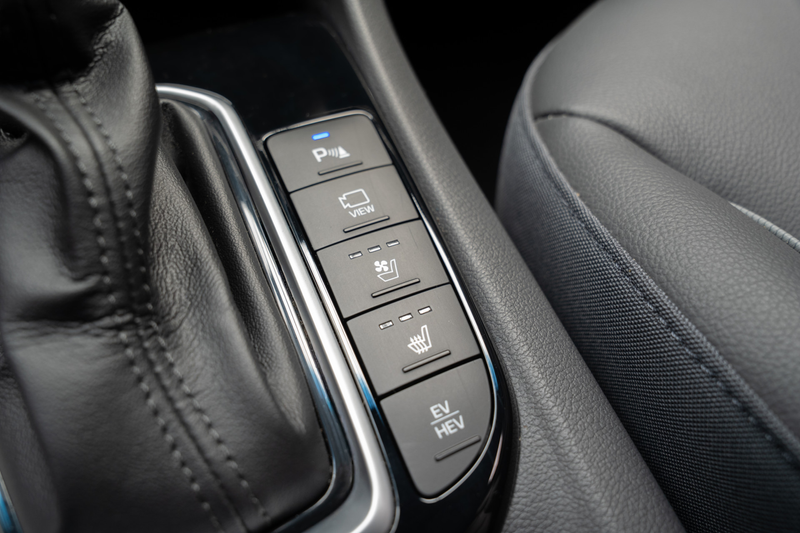 Hyundai IONIQ 1.6 GDi PHEV Navi Leer Camera Infinity Stoelventil — photo 24