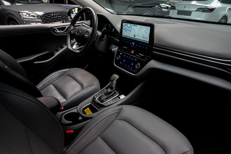 Hyundai IONIQ 1.6 GDi PHEV Navi Leer Camera Infinity Stoelventil — photo 11