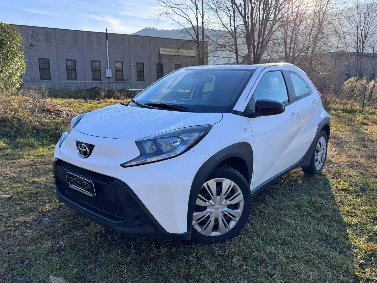 Toyota Aygo X Aygo X 1.0 5 Porte Neopatentati Bianco - 1