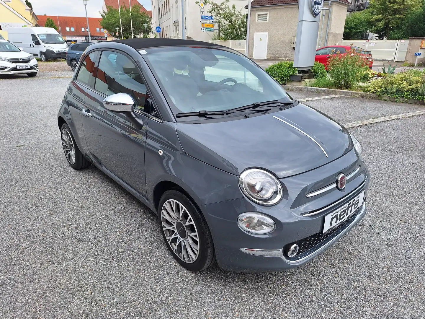 Fiat 500C 1,0 Firefly 70 Hybrid Star Grau - 1