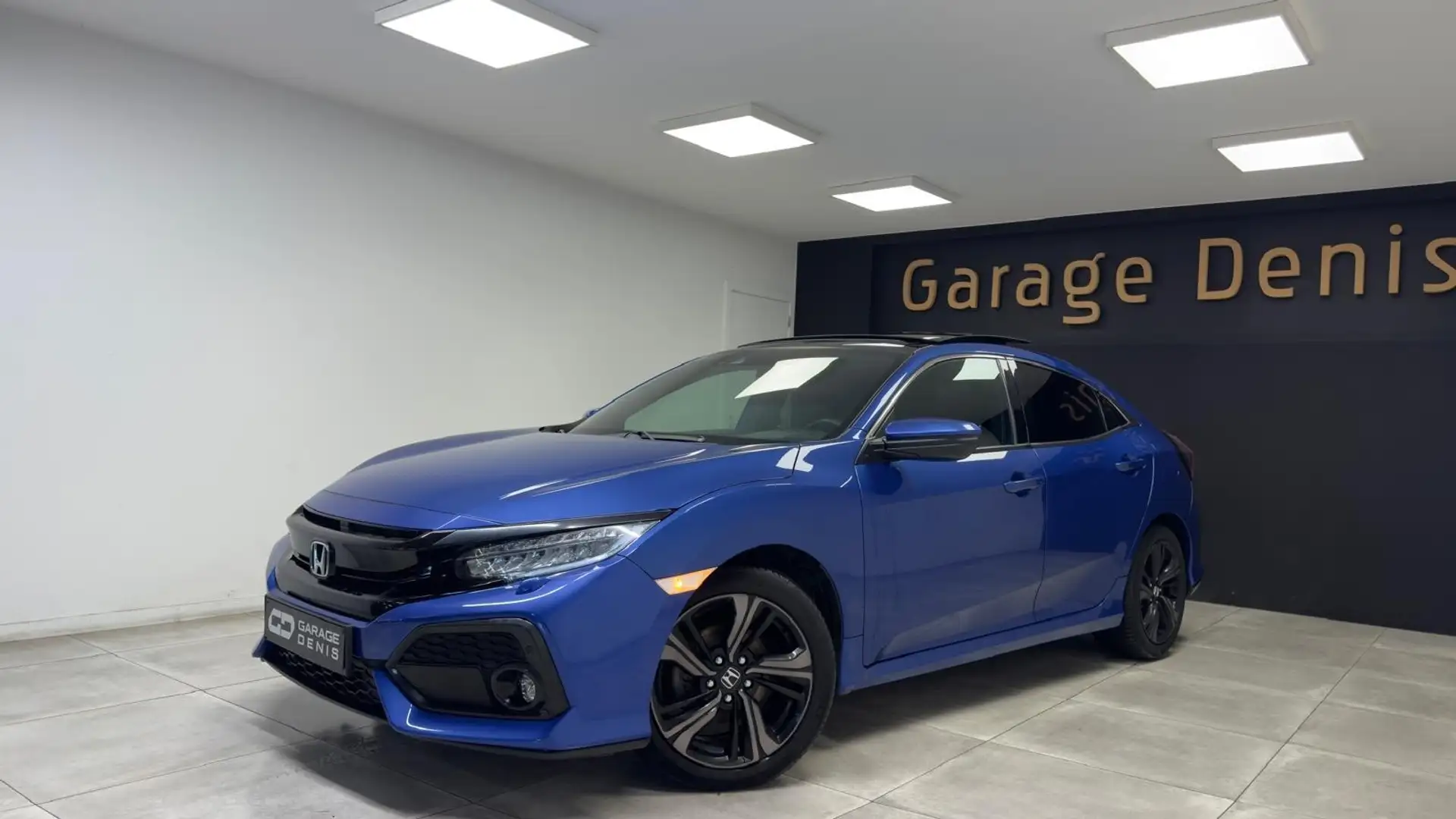 Honda Civic 1.0 i-VTEC Premium**GPS+CAMERA*CUIR*TOIT-PANO*LED* Blauw - 1