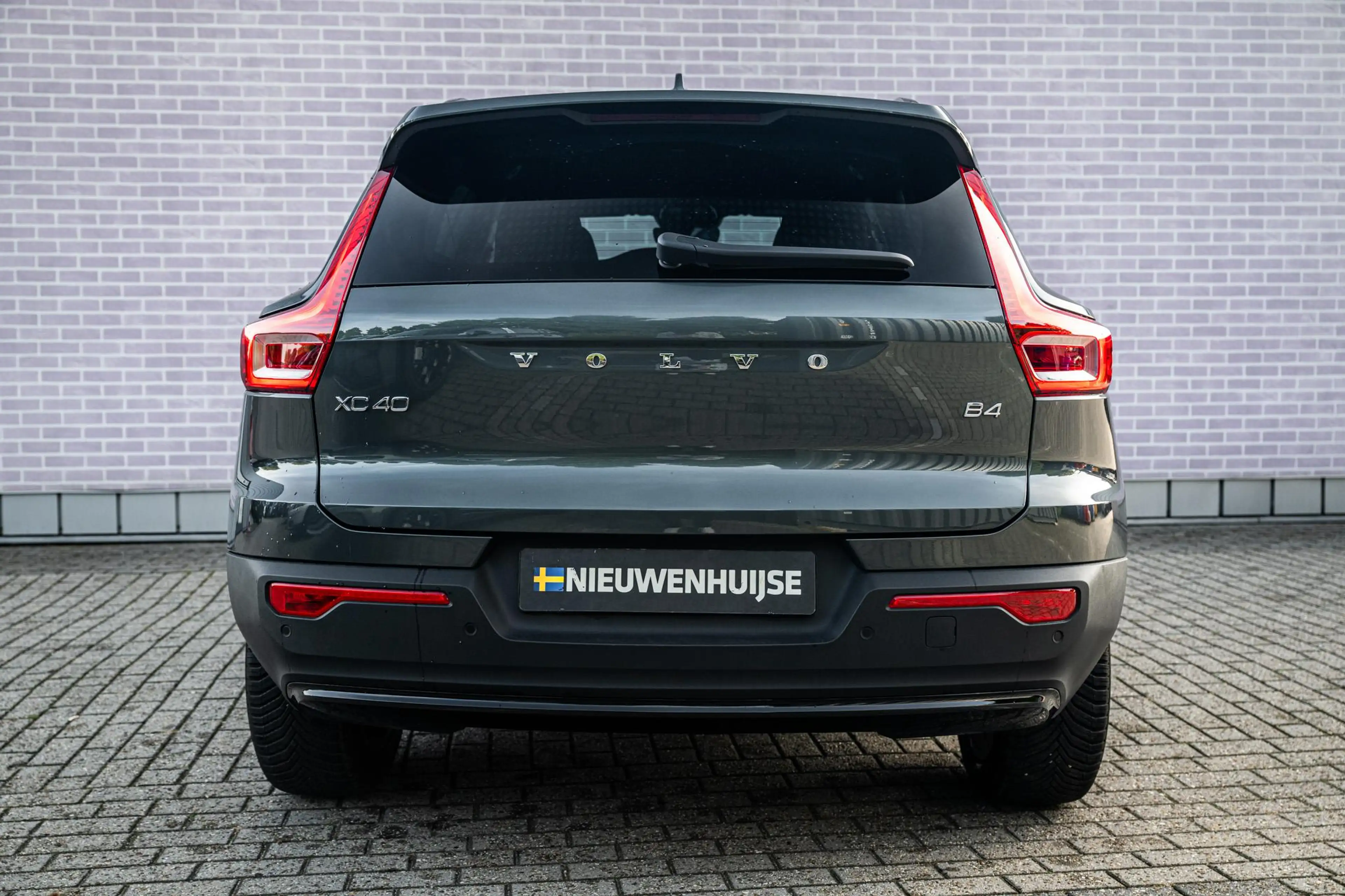 Volvo XC40 2.0 B4 Plus Dark | Trekhaak | Lichtmetalen Velgen — photo 11