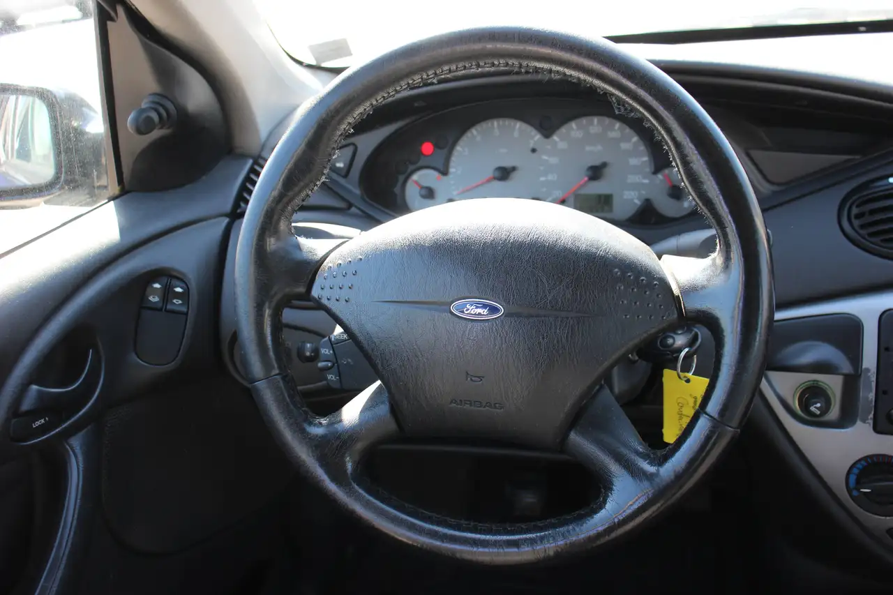 Ford Focus Turnier 1.8i # TÜV 11.2026, foto 8