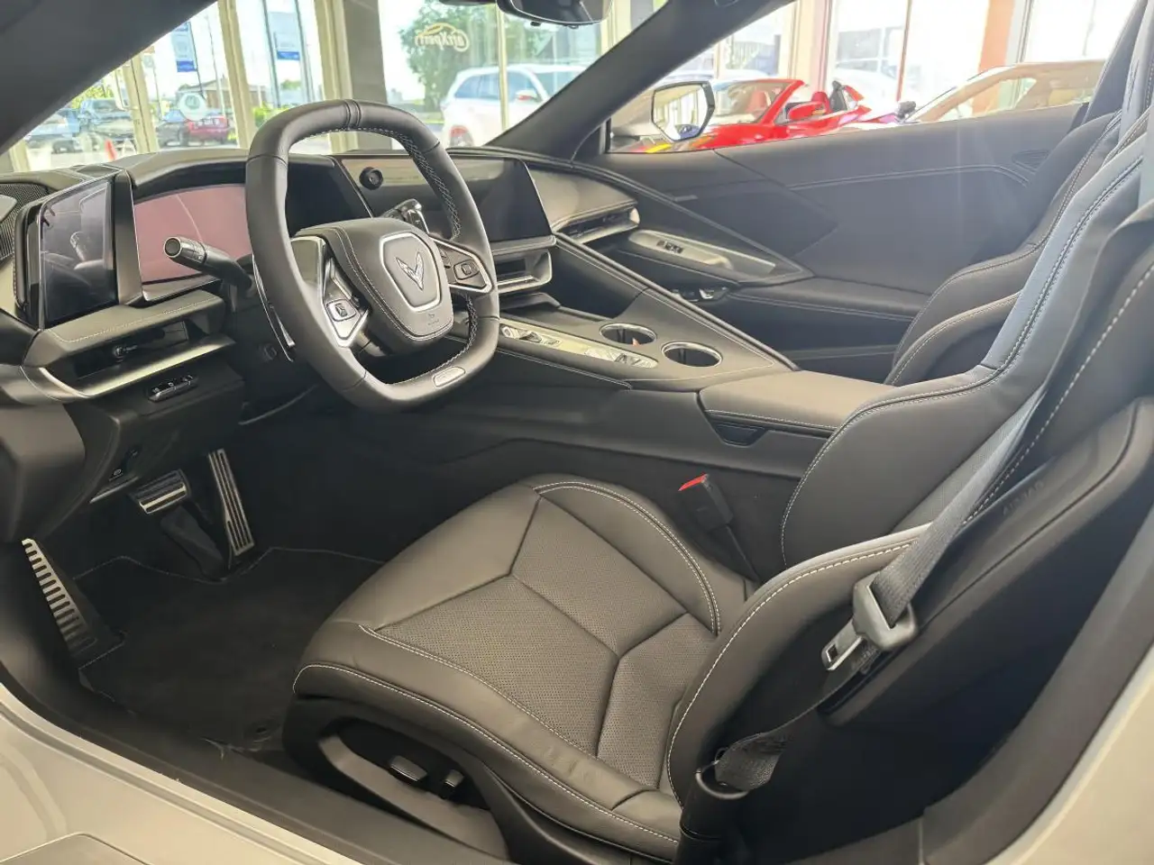 Chevrolet Corvette снимка Chevrolet Corvette