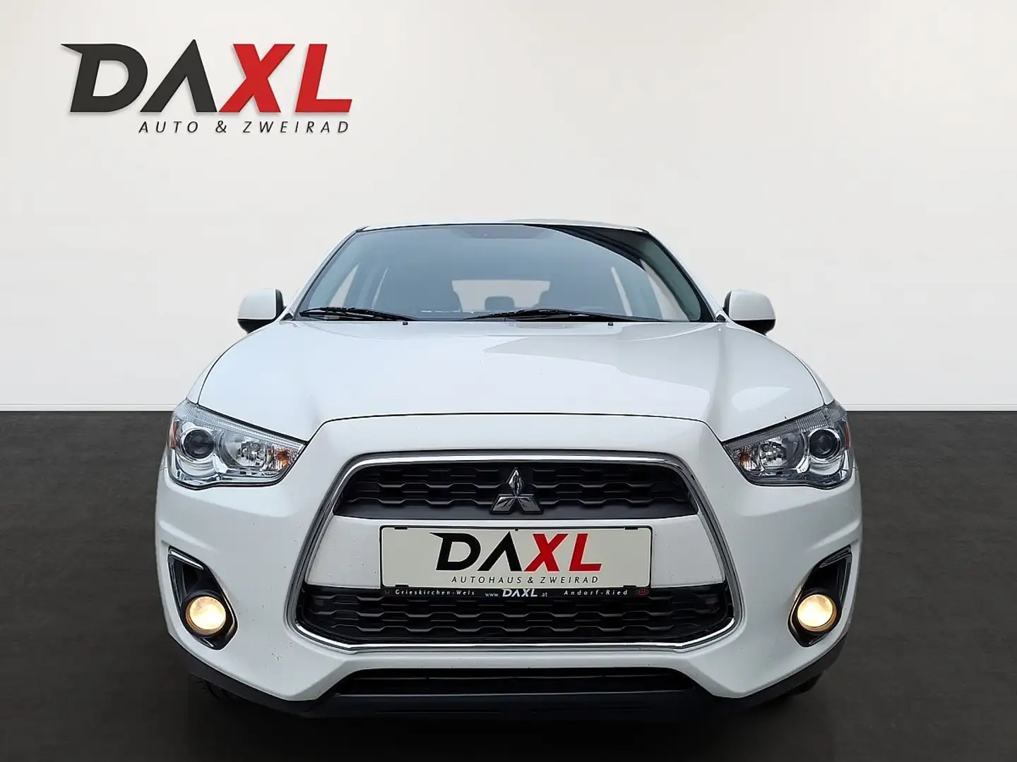 Mitsubishi ASX 1,6 Invite Blanc - 2