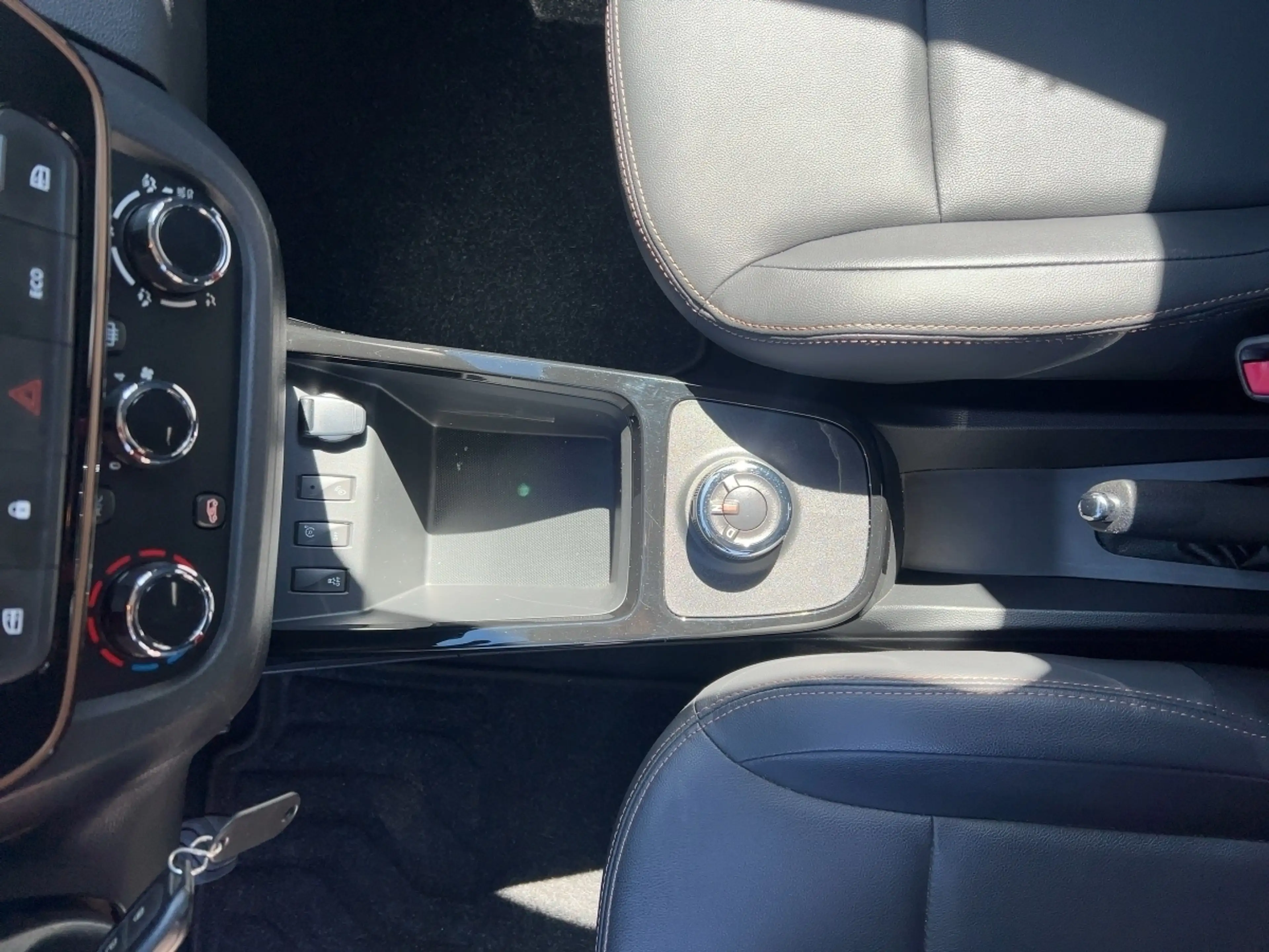 Dacia Spring Electric Extreme — photo 14