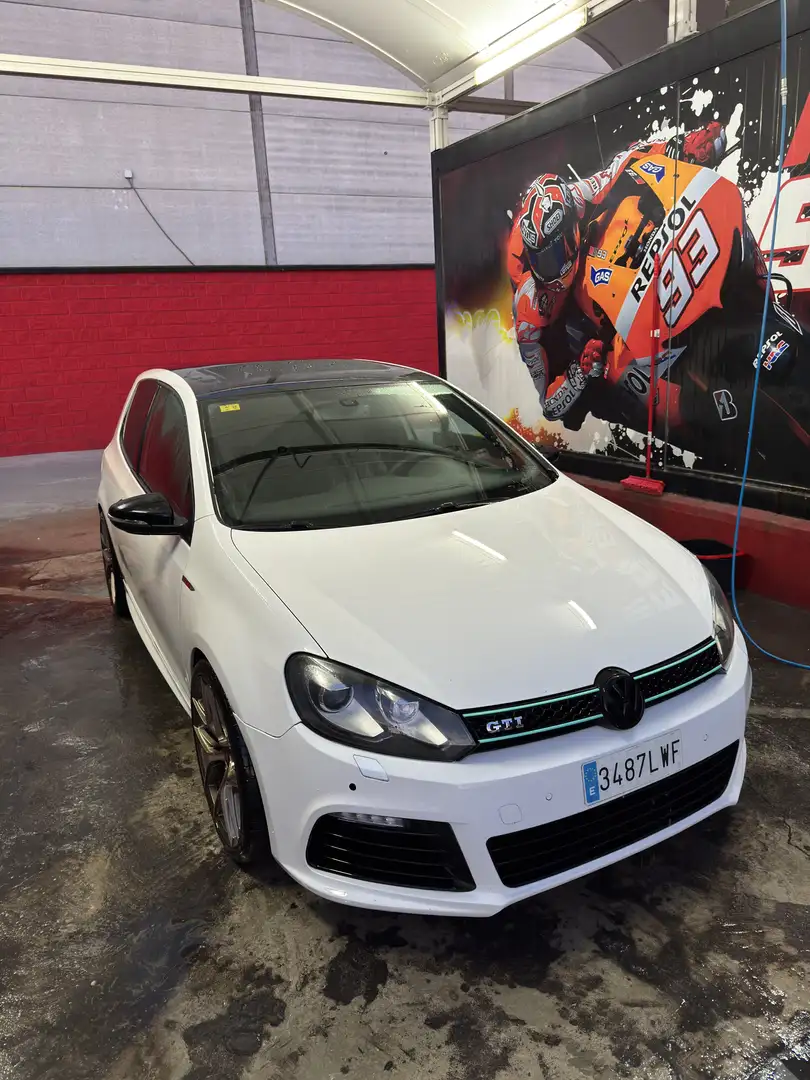 Volkswagen Golf GTI 2.0 TSI - 2
