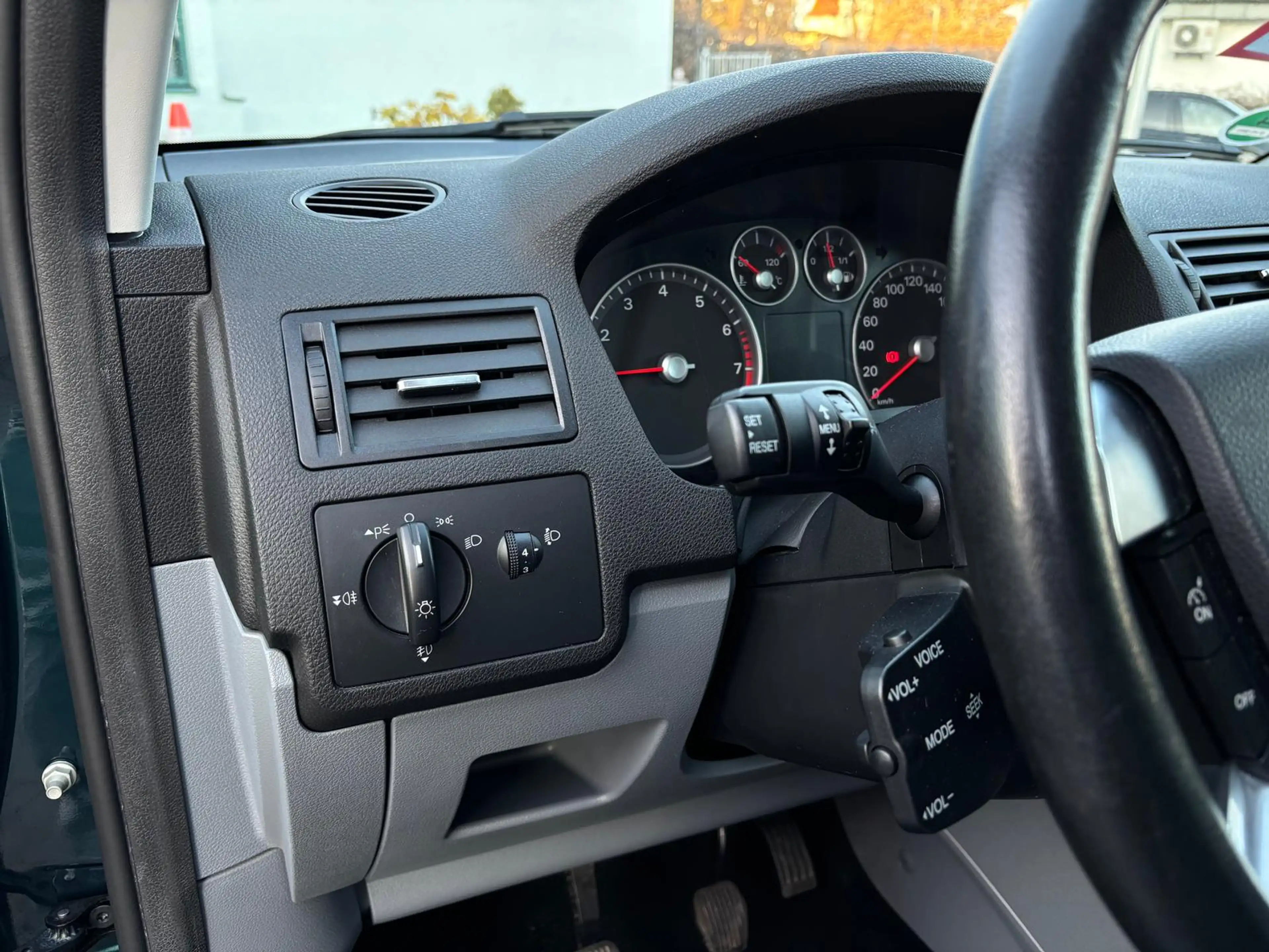 Ford C-Max 1.8 Style — photo 14